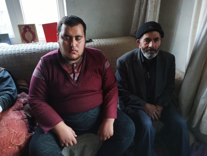 Afyonkarahisar'da üfürükçü, bir kişiyi 11 bin TL dolandırdı