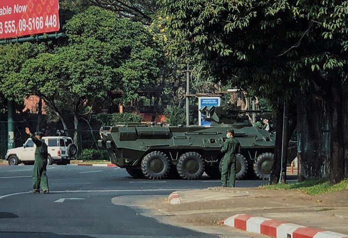 Myanmar'da iktidar partisinden halka çağrı: Askeri diktatörlüğe izin vermeyin