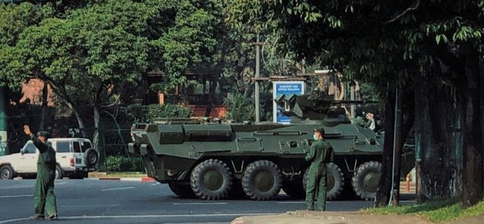 Myanmar ordusu, yönetime el koydu