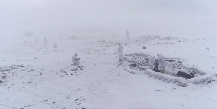 Türkiye ve Azerbaycan askerlerinden Kars'ta Kış Tatbikatı