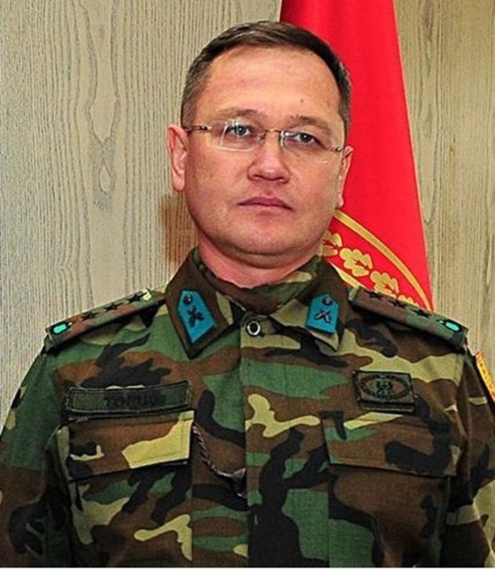 Eski tuğgeneral Şener Topuç'un hapis cezası onandı