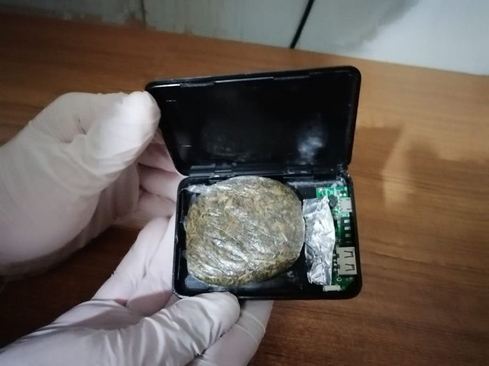 Kahramanmaraş'ta şarj cihazının içinden uyuşturucu çıktı