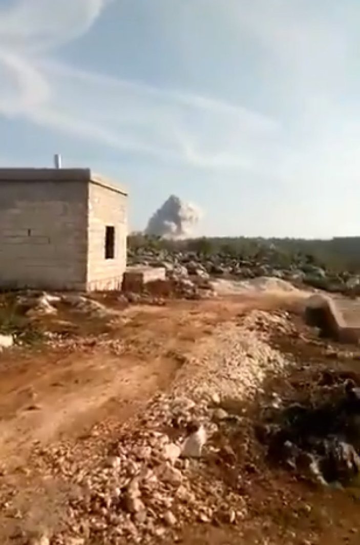 Rus uçakları, İdlib’in kuzeyini bombaladı