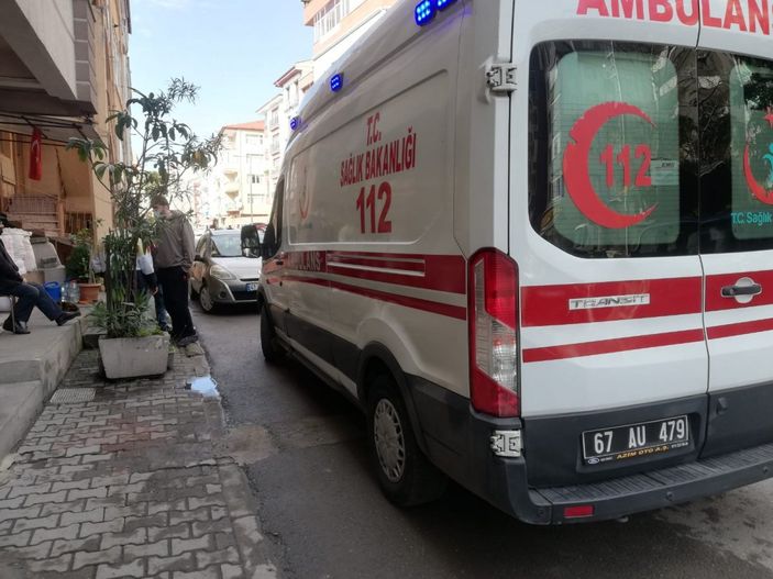 i Zonguldak'ta geri manevra yapan sürücü yaşlı kadına çarptı