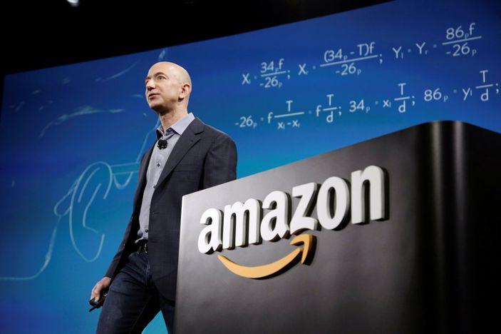 Jeff Bezos, Amazon'daki CEO'luk görevinden istifa ediyor