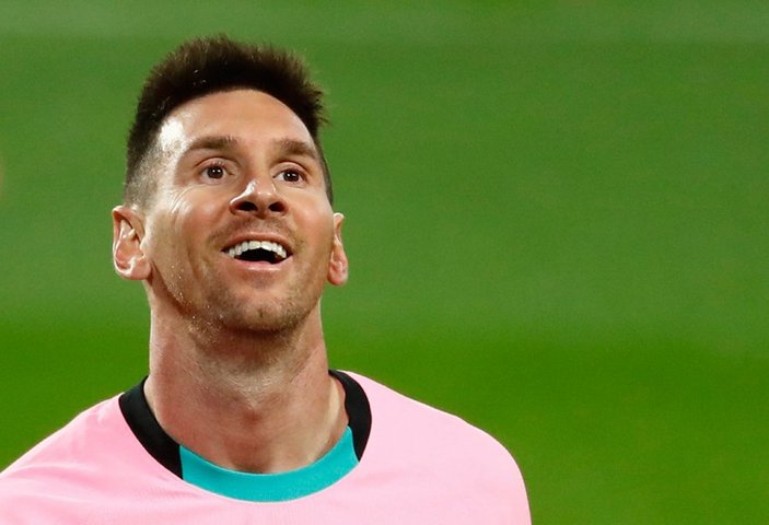 PSG ile Barcelona'nın Lionel Messi savaşı