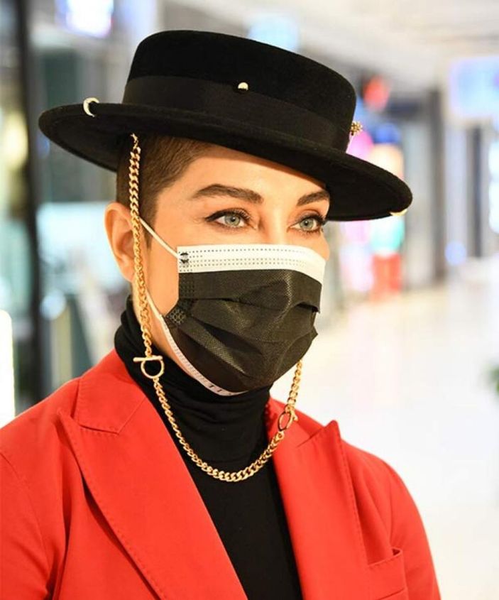 Deniz Akkaya: Verdiğim pozlar kimseyi ilgilendirmez