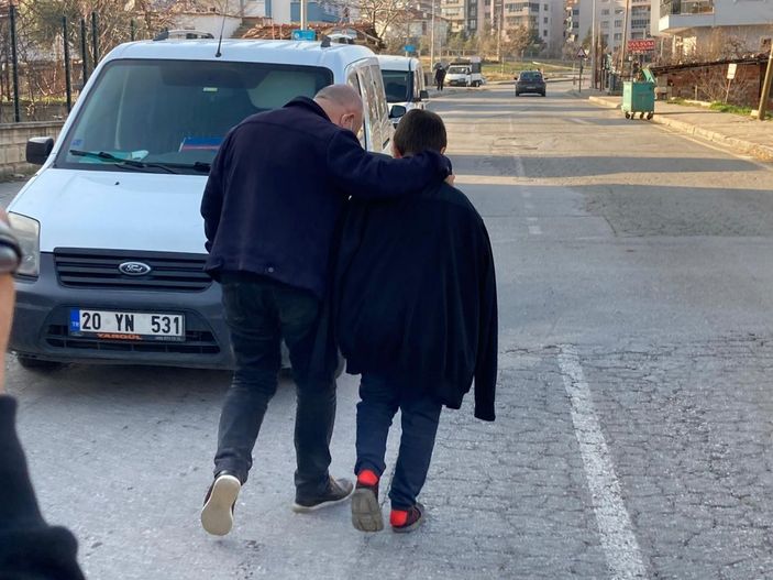 i Denizli'de tüfekle oynan çocuk yanlışlıkla kuzenini öldürdü