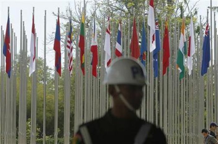 r Endonezya Devlet Başkanı Joko Widodo: Myanmar darbesi ASEAN'da görüşülmeli