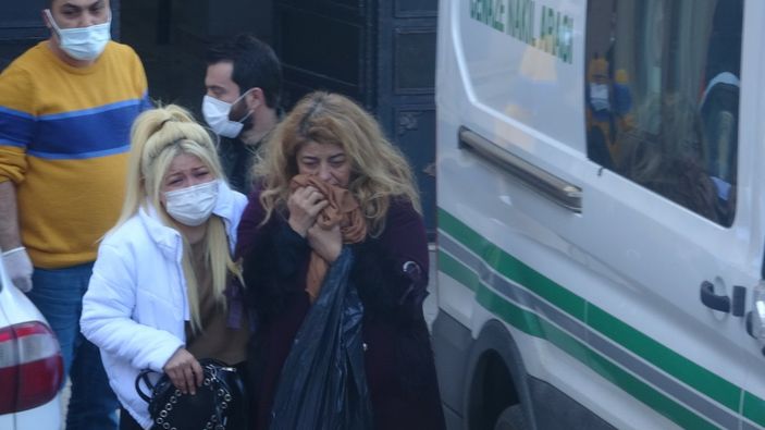 Zonguldak'ta genç kadın 8 katlı evin balkonundan düşüp, öldü