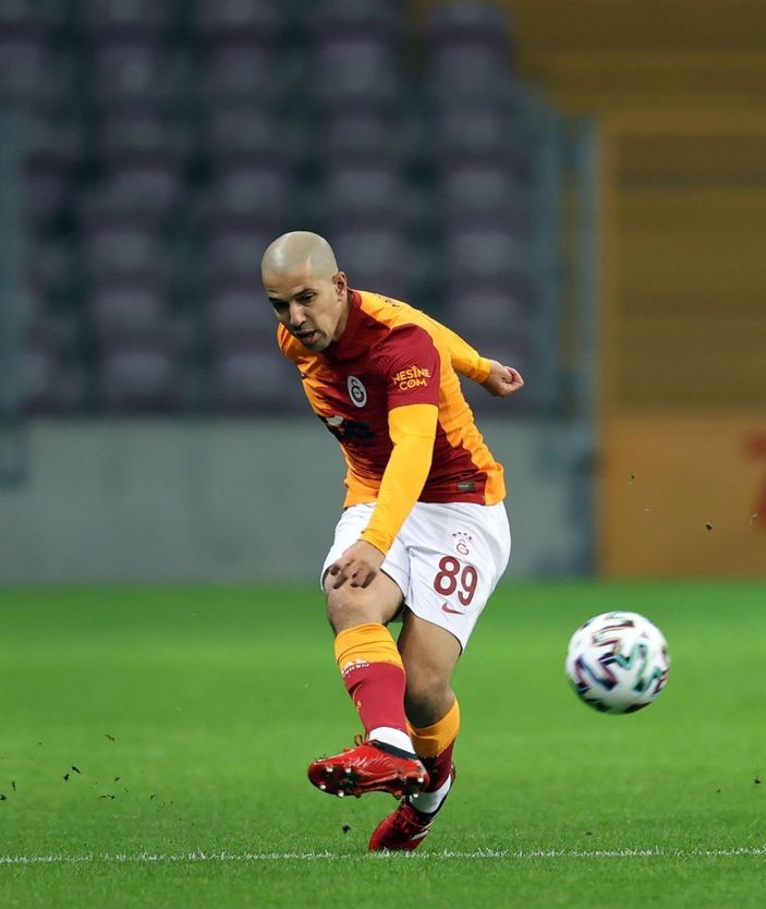St. Etienne Başkanı: Galatasaray Feghouli'yi satmak istiyor