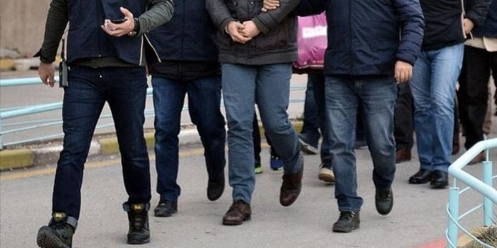İzmir Valiliği çıplak arama iddialarını yalanladı