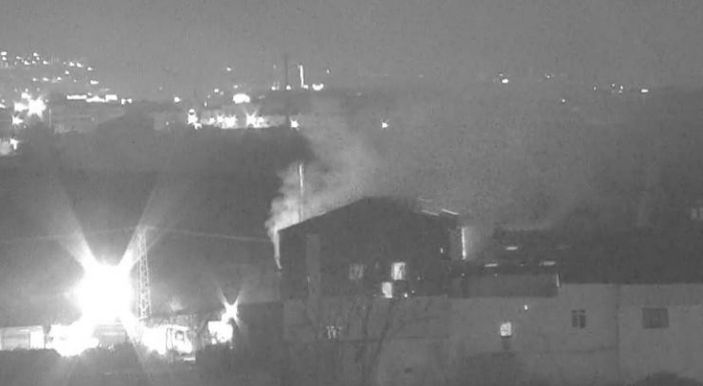 i Tuzla'da geri dönüşüm fabrikası yandı