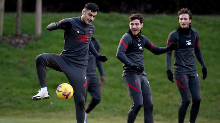 Ozan Kabak, Mohamed Salah ile tanıştı