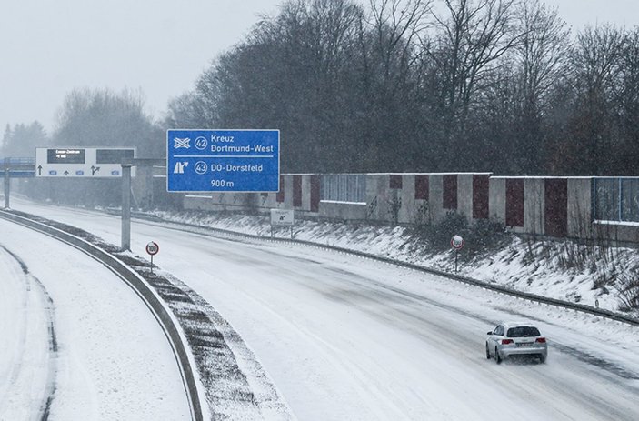 Avrupa'da kar yağışı etkili oldu