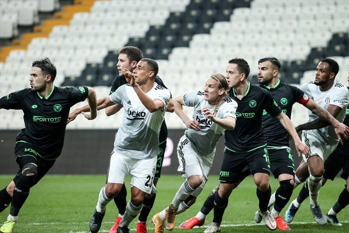 a 10 kişi kalan Beşiktaş, Konyaspor'u mağlup etti