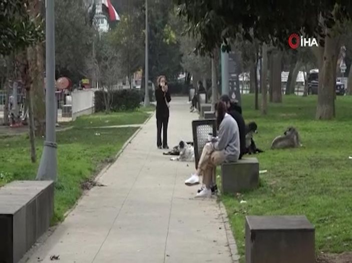 İstanbullular kısıtlama günlerinde evde kalmadı