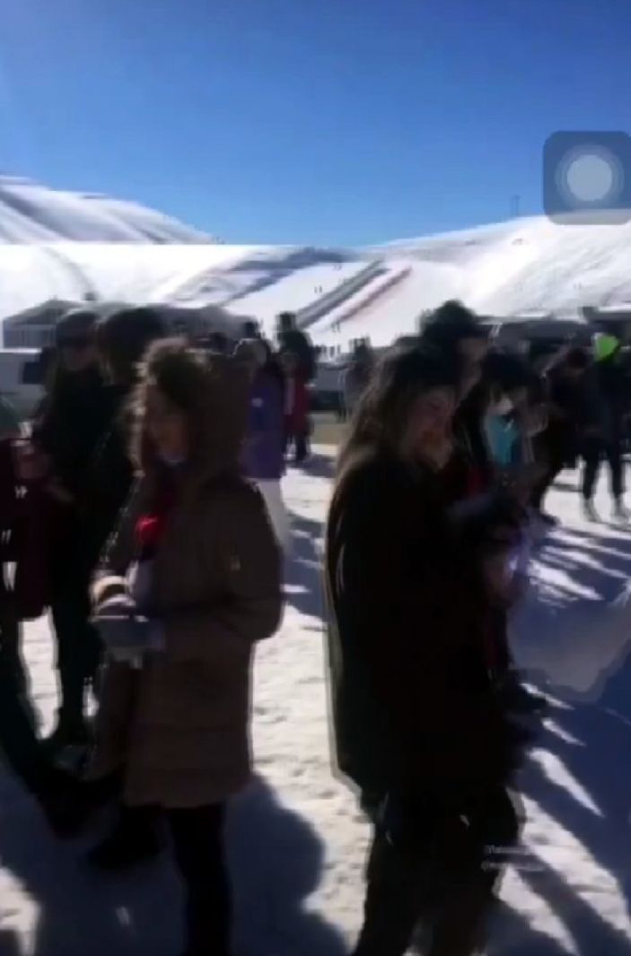 Kahramanmaraş'ta kayak merkezinde halay tepki çekti