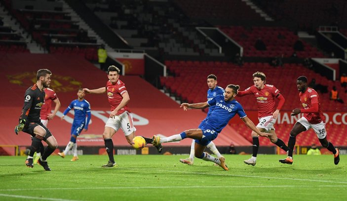 Manchester United - Everton maçında gol düellosu