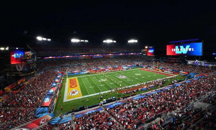 r Super Bowl'da korona önlemleri unutuldu