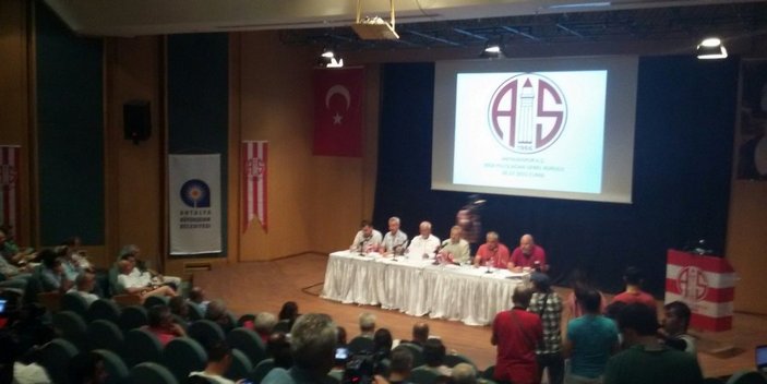 Antalyaspor'da genel kurul ertelendi