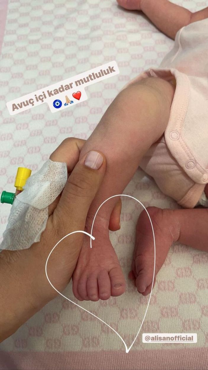 Buse Varol: Avuç içi kadar mutluluk