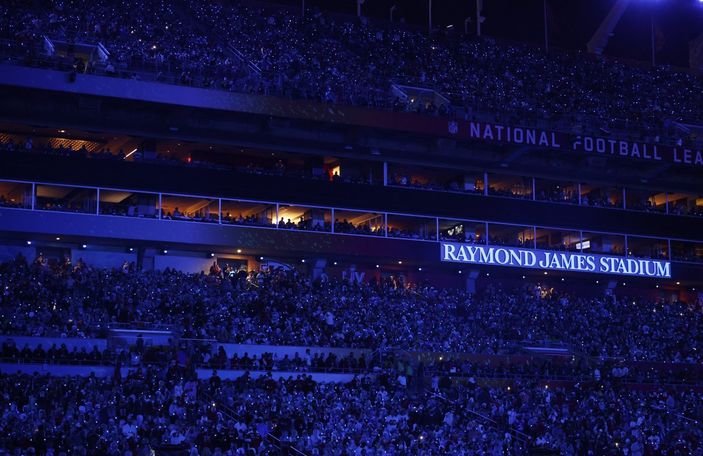 r Super Bowl'da korona önlemleri unutuldu