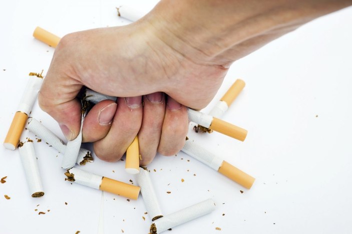 Sigara içme oranları salgın döneminde yarı yarıya azaldı