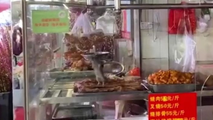 Çin'de etlerin üzerinde farenin gezdiği restoran kapatıldı