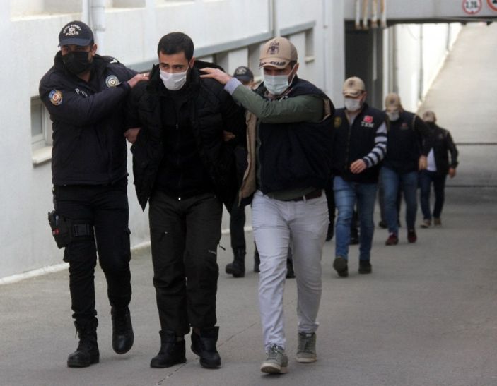 Adana'da, El Kaide üyelerine haraç operasyonu