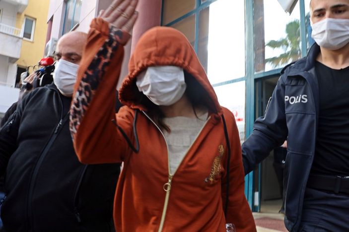 i Antalya'da ‘krize girdim’ yalanıyla sürücüleri gasbetti