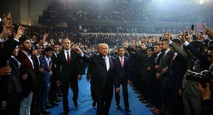 Devlet Bahçeli, genel başkanlık adaylığını duyurdu