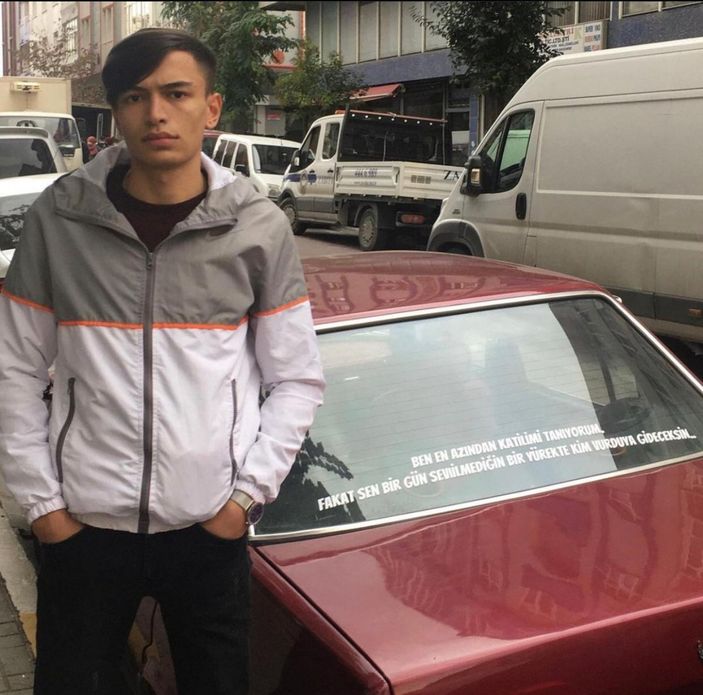 Esenyurt’ta küfürleşme kavgası ettiği çocukluk arkadaşını öldürdü