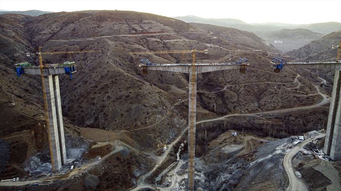 a Türkiye'nin en yüksek ayaklı viyadüğü: Eğiste