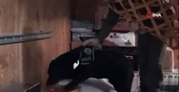 Antalya'da kargoya verilen blender cihazından 1 kilo uyuşturucu çıktı