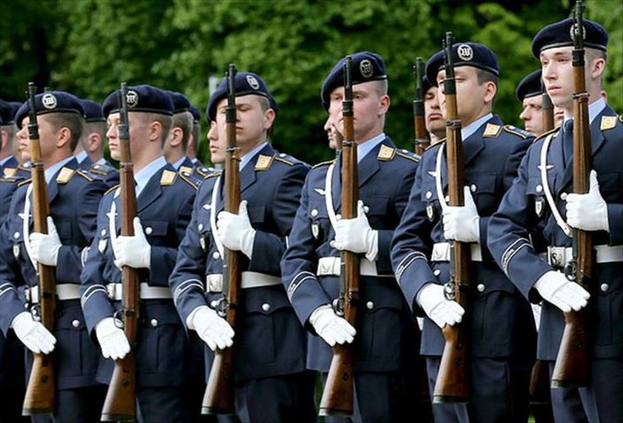 Almanya Savunma Bakanlığı: Ordu yarının tehditlerine hazır değil