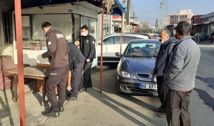 i Osmaniye’de 3 iş yerine giren hırsız kameraya yakalandı