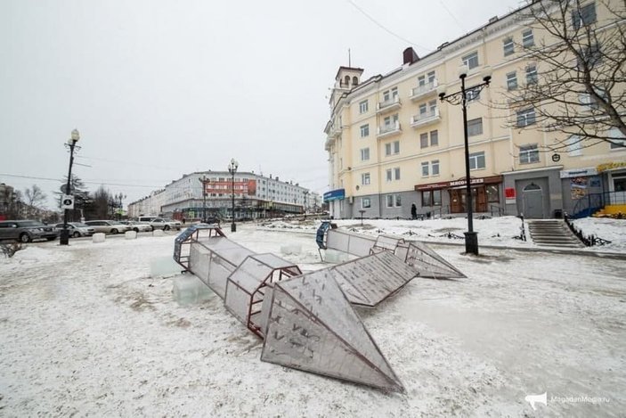Rusya'da fırtınaya yakalananların zor anları