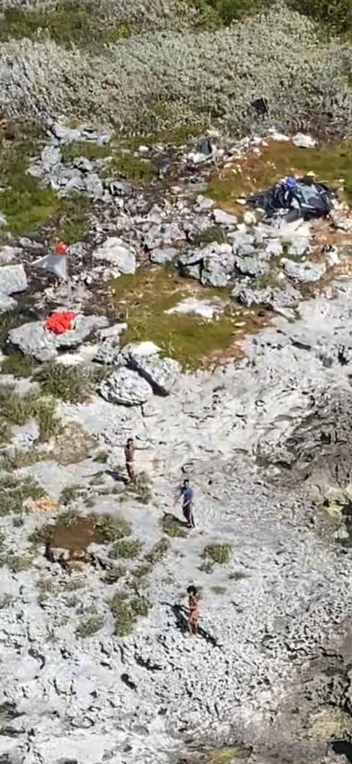 Bahamalar’da ıssız adada 33 gün mahsur kaldılar