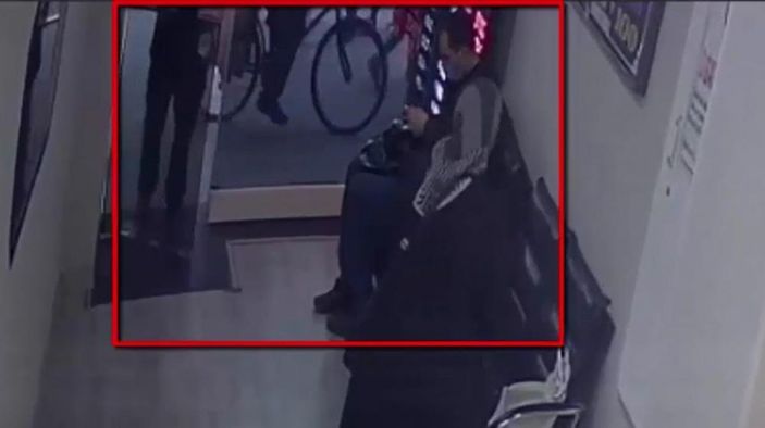 Gaziantep'te döviz bürosunda para sayan adam gasbedildi