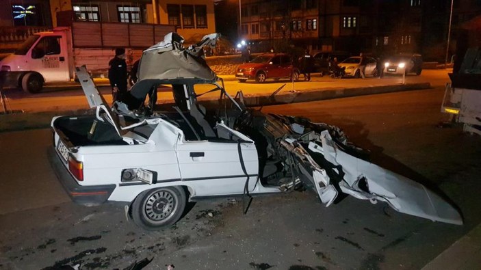 Karabük'te alkollü sürücünün aracı, kazada kağıt gibi yırtıldı