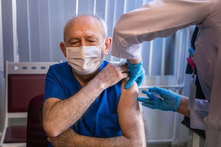 Kemal Kılıçdaroğlu, koronavirüs aşısı oldu