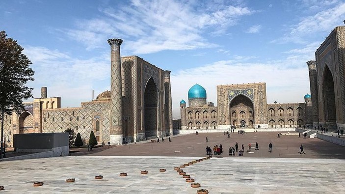 Özbekistan, Latin alfabesine geçeceğini duyurdu