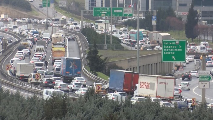 İstanbul’da trafik yoğunluğu başladı