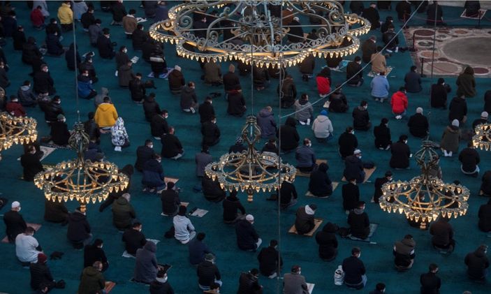 Ayasofya Camii yeni çehresiyle hayran bıraktı