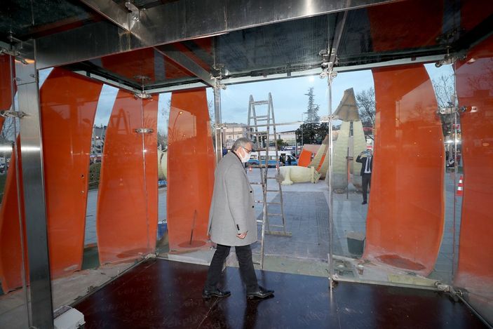 Sakarya Büyükşehir Belediyesi'nden kabak heykelinden ofis