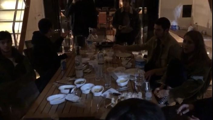 İstanbul'da yatlı doğum günü partisine polis baskını