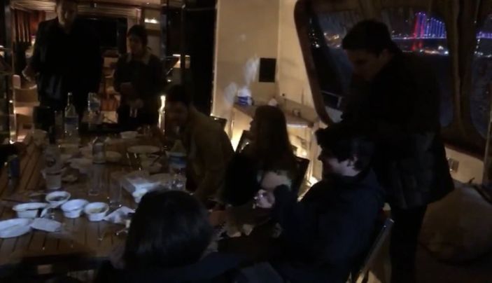 İstanbul'da yatlı doğum günü partisine polis baskını