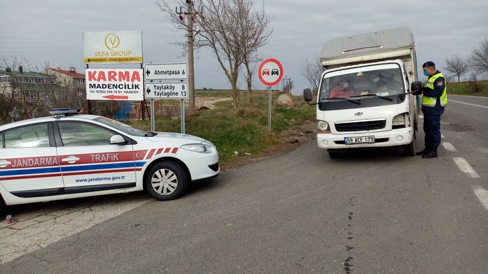 İ Tekirdağ'da kısıtlamayı ihlal eden genç cezadan kaçamadı