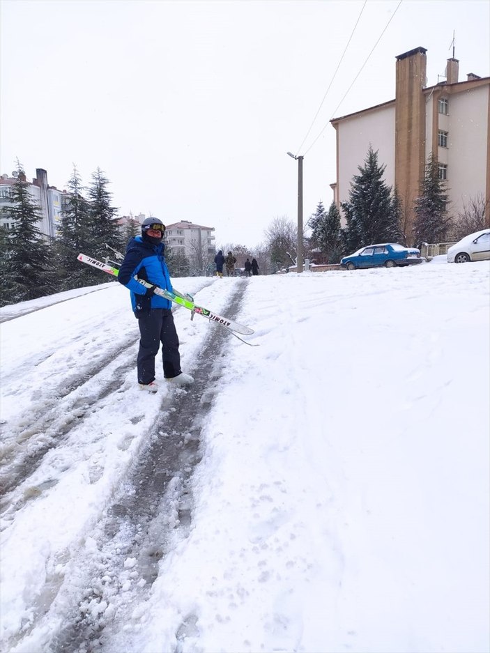 Edirne sokaklarında kayak keyfi